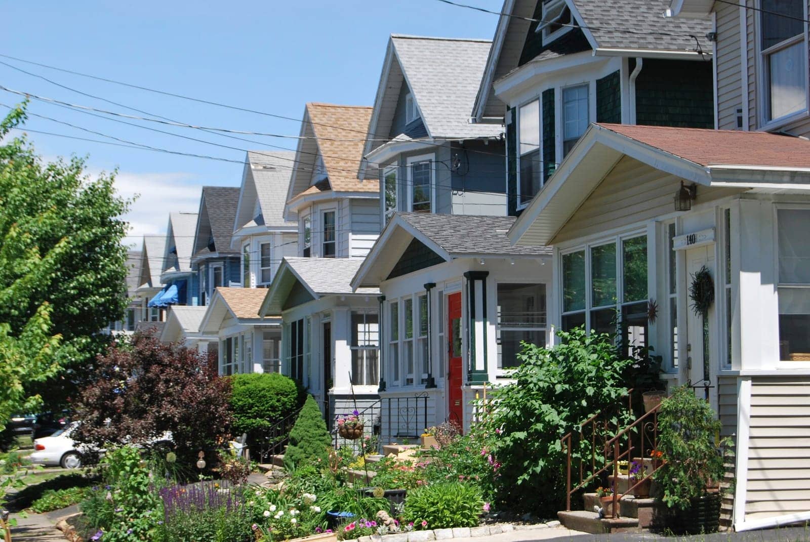 Hotels that allow 18-21 year olds in Albany, New York