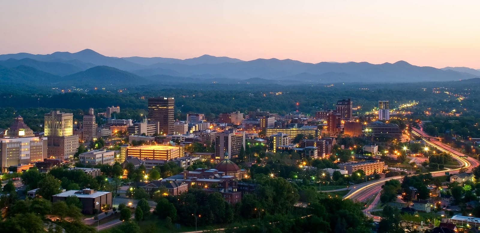 Hotels that allow 18-21 year olds in Asheville, North Carolina