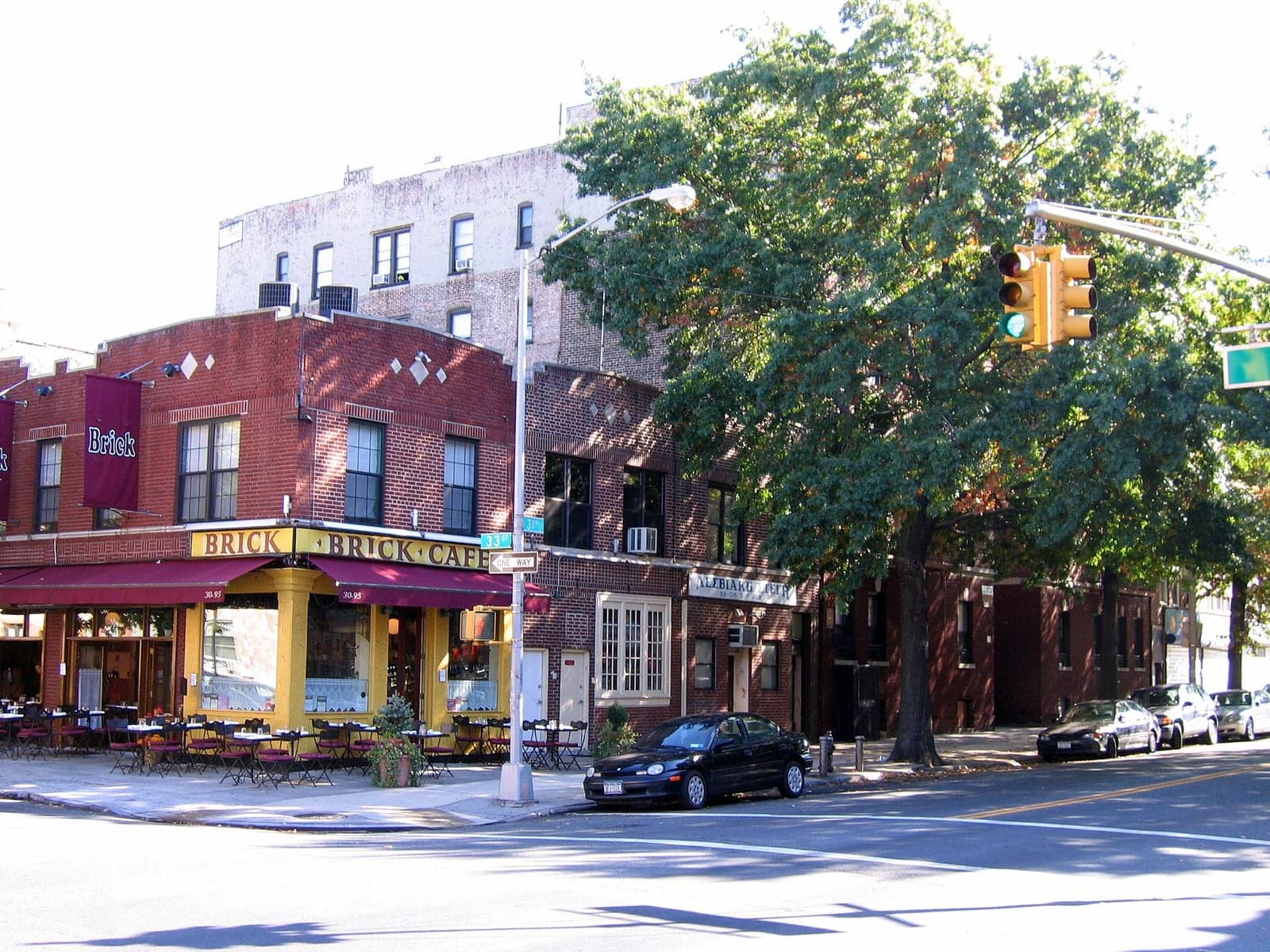 Hotels that allow 18-21 year olds in Astoria, New York