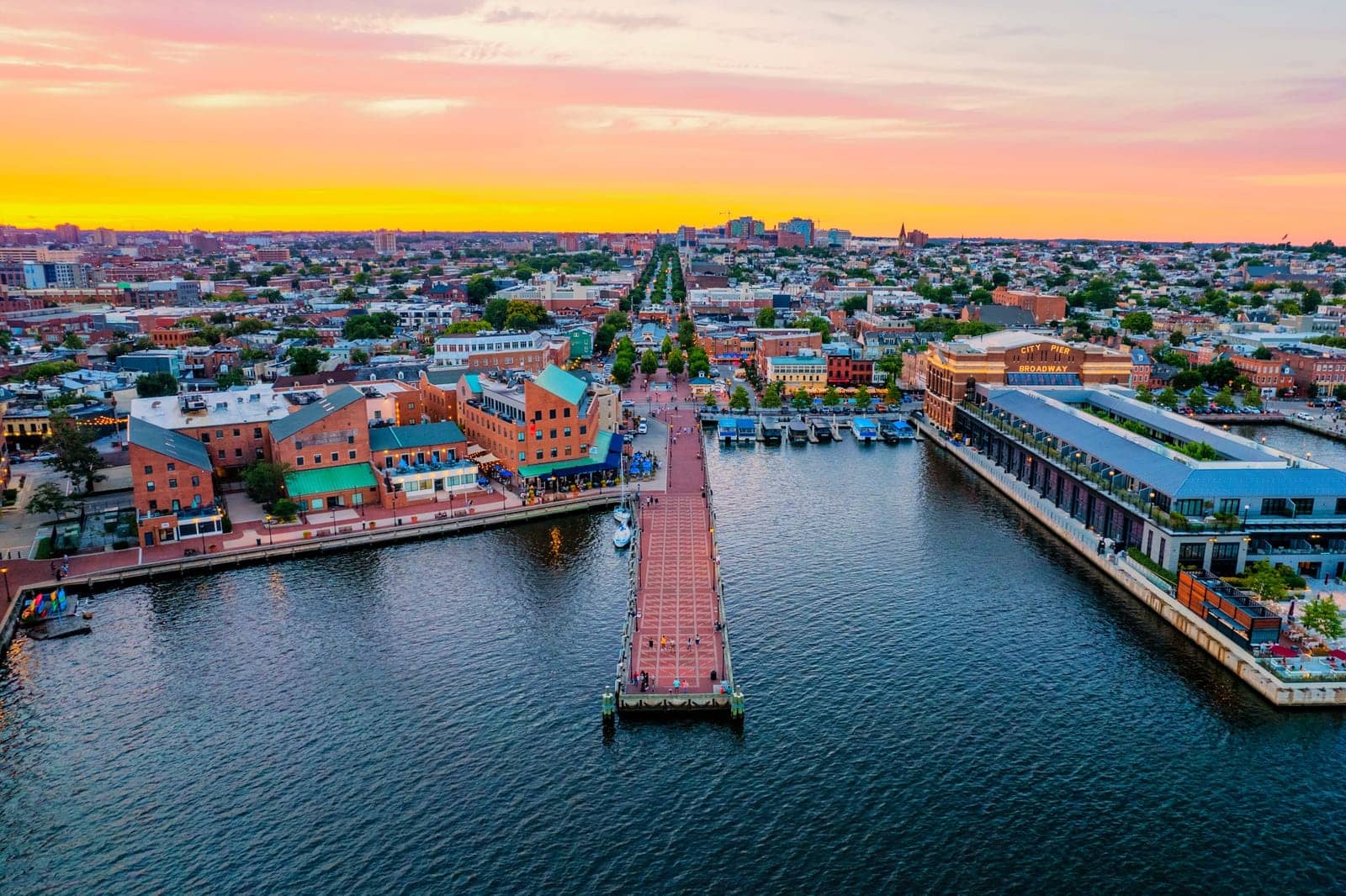 Hotels that allow 18-21 year olds in Baltimore, Maryland