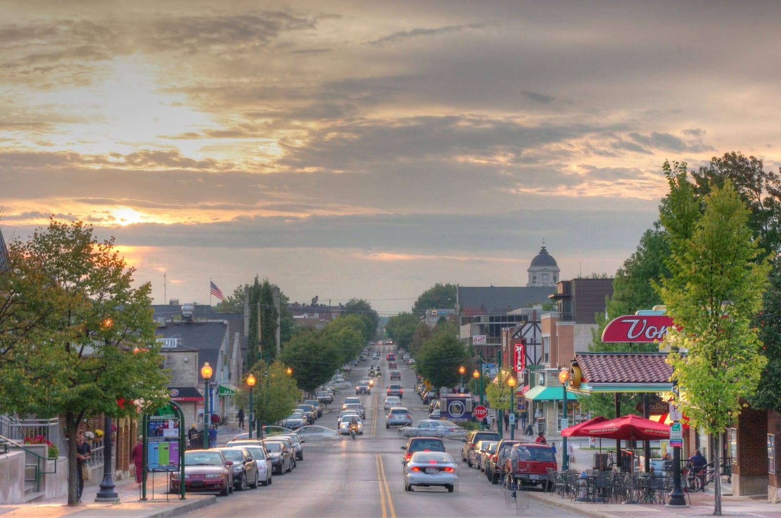 Hotels that allow 18-21 year olds in Bloomington, Indiana