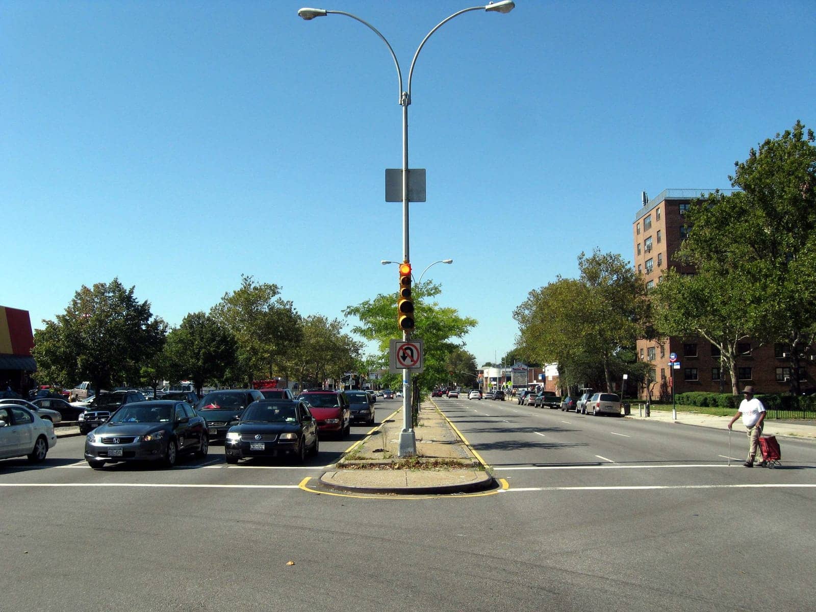 Hotels that allow 18-21 year olds in Canarsie, New York