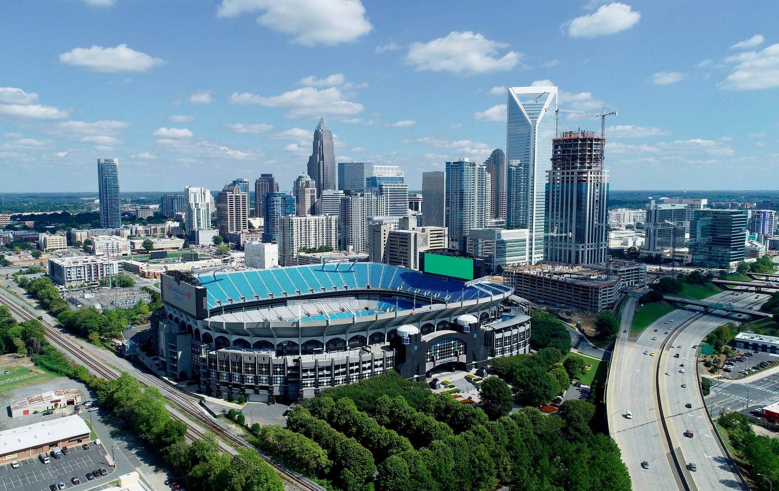 Hotels that allow 18-21 year olds in Charlotte, North Carolina