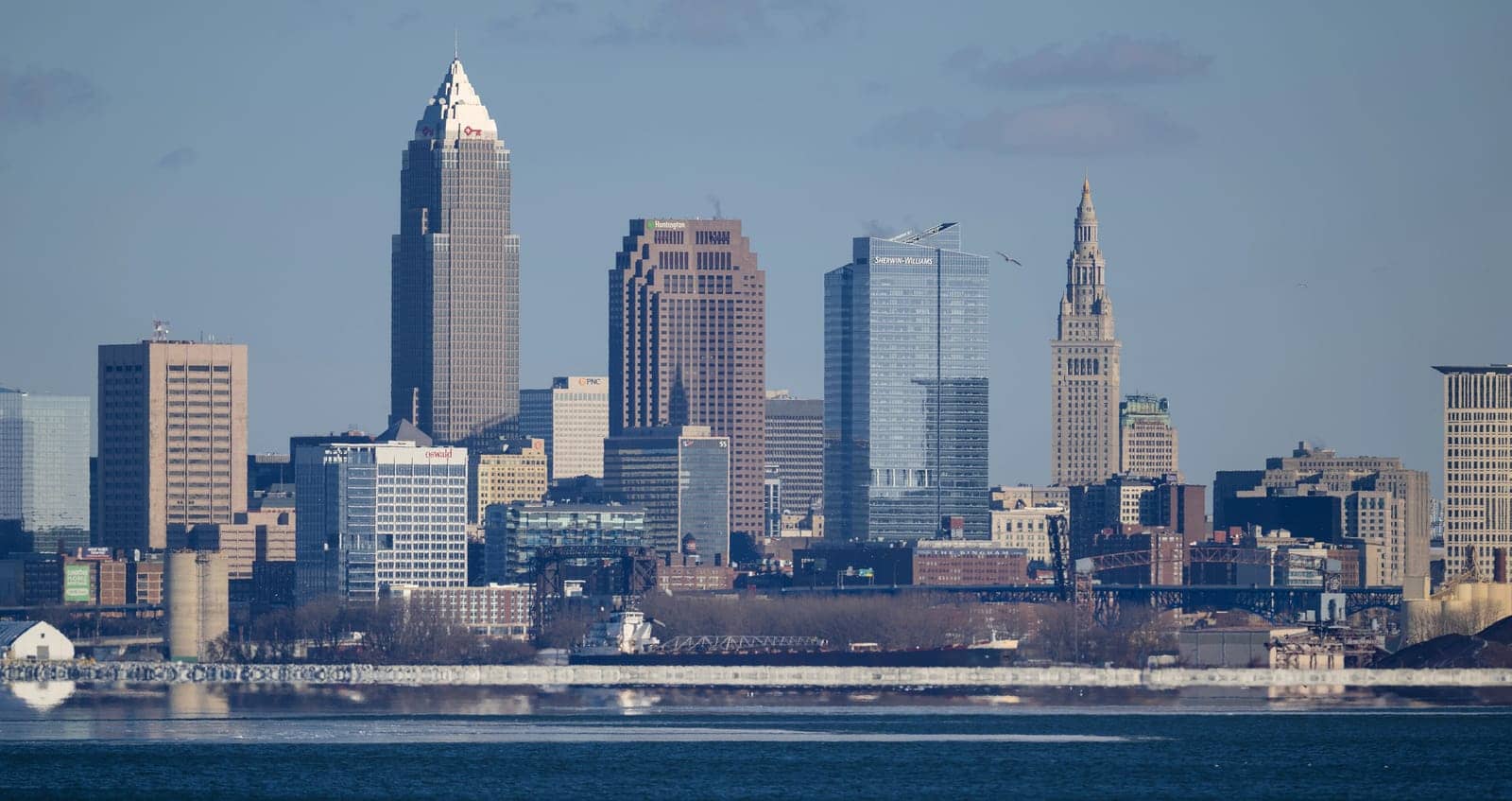Hotels that allow 18-21 year olds in Cleveland, Ohio