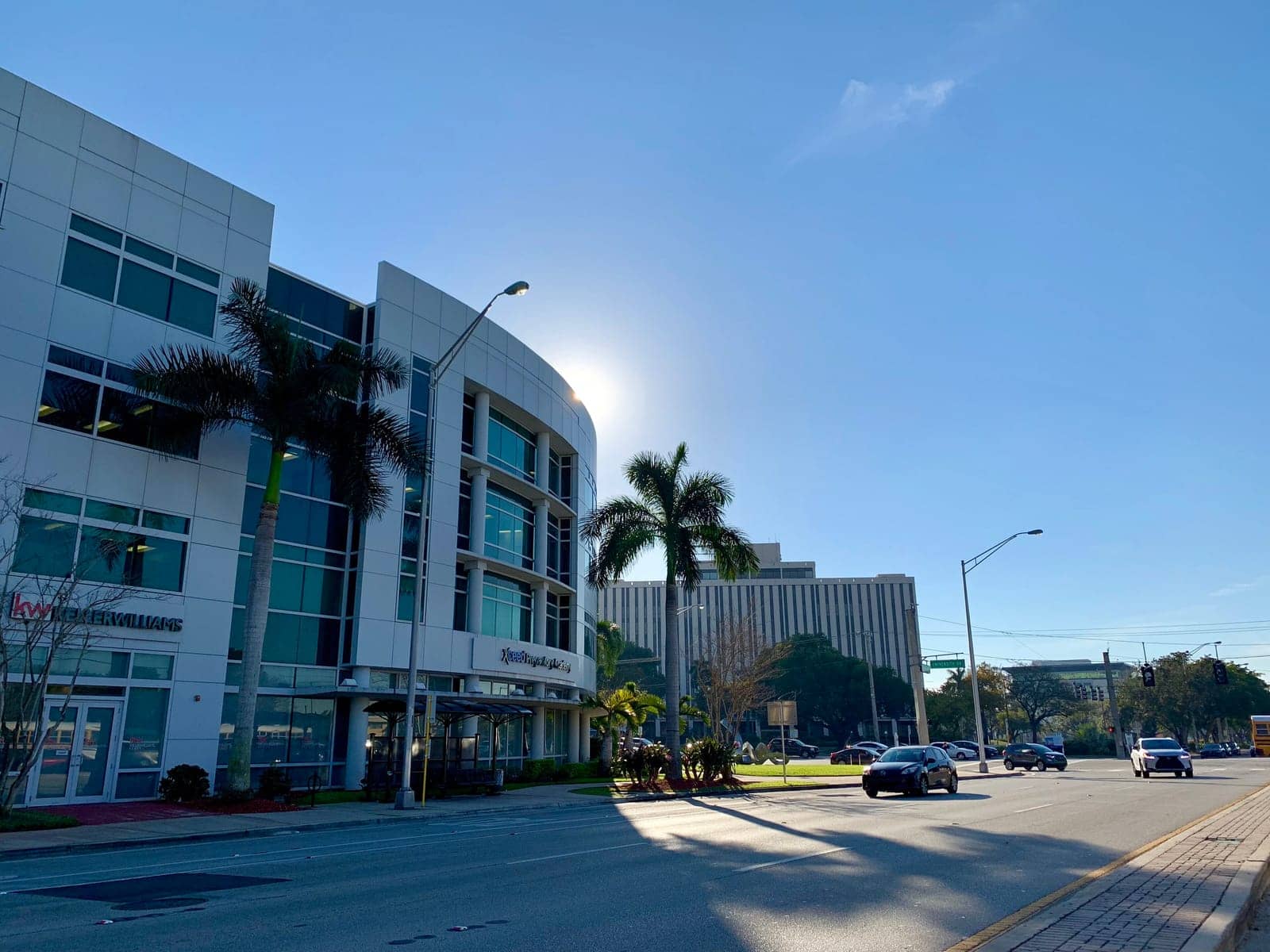 Hotels that allow 18-21 year olds in Coral Springs, Florida