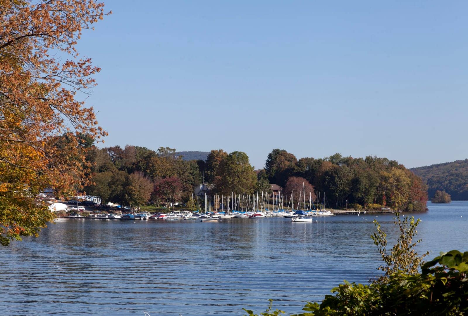 Hotels that allow 18-21 year olds in Danbury, Connecticut