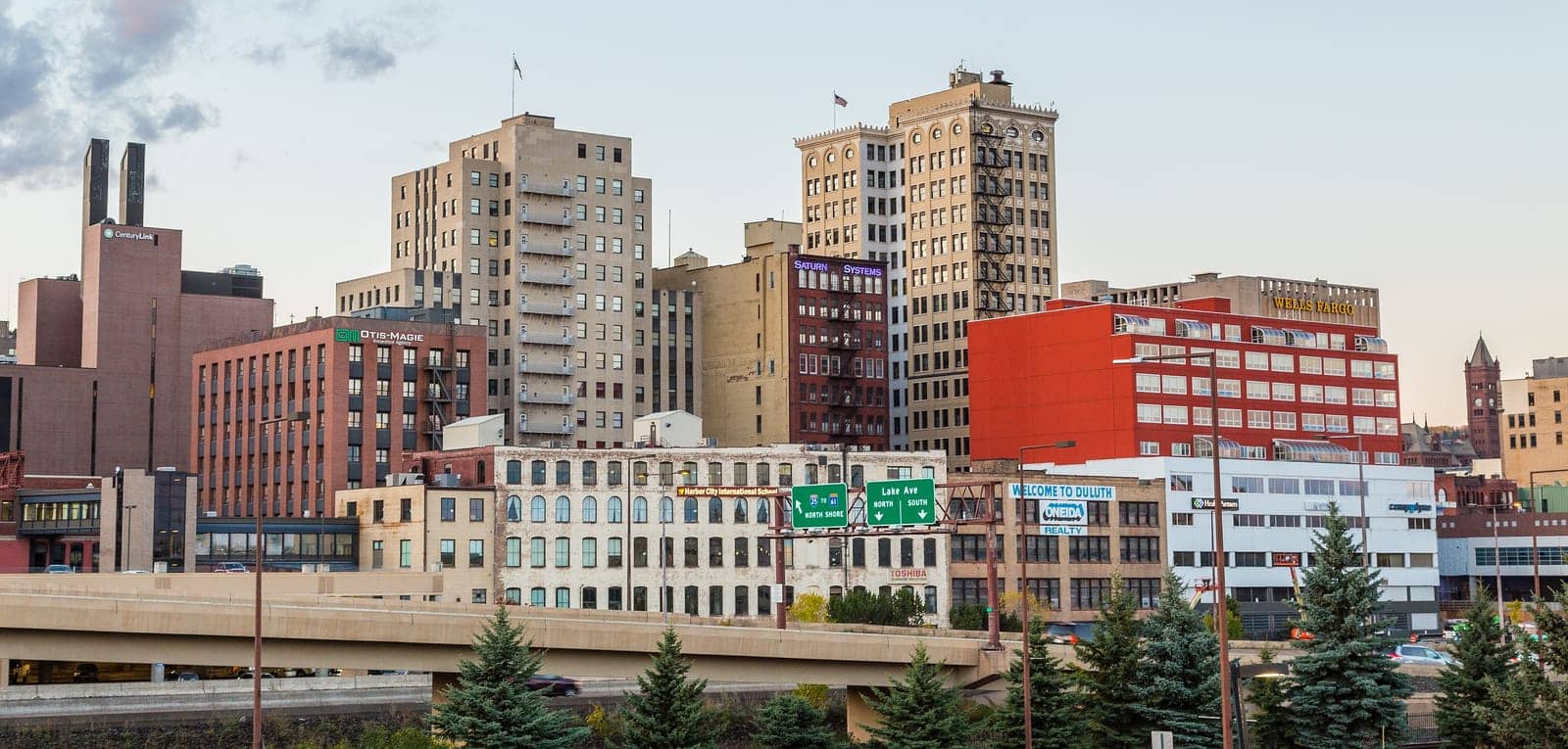 Hotels that allow 18-21 year olds in Duluth, Minnesota