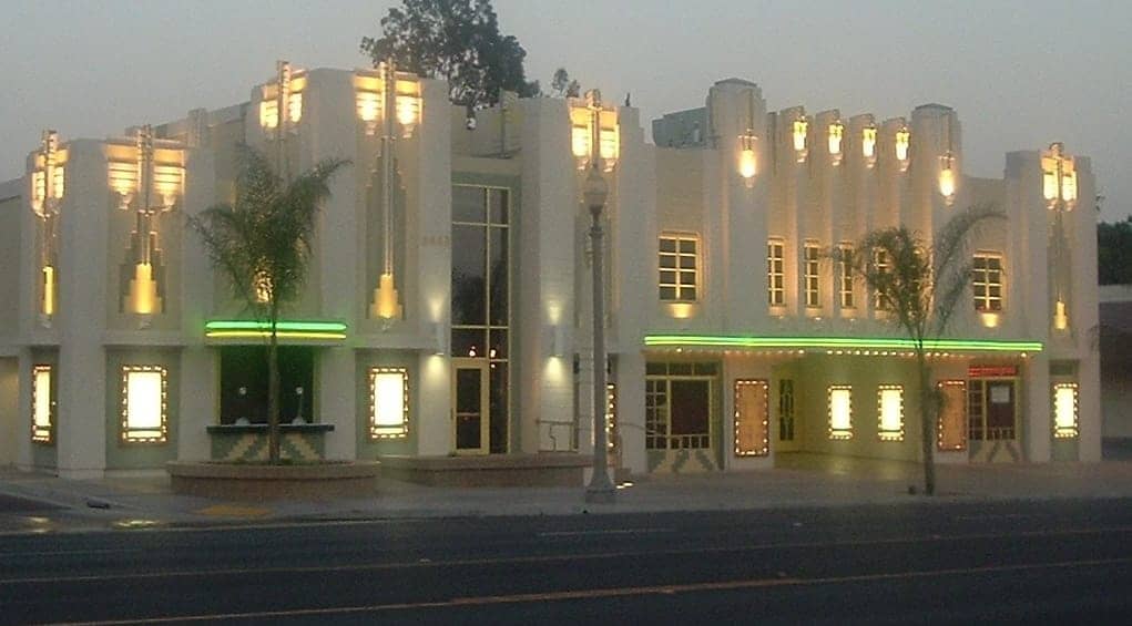 Hotels that allow 18-21 year olds in Fontana, California