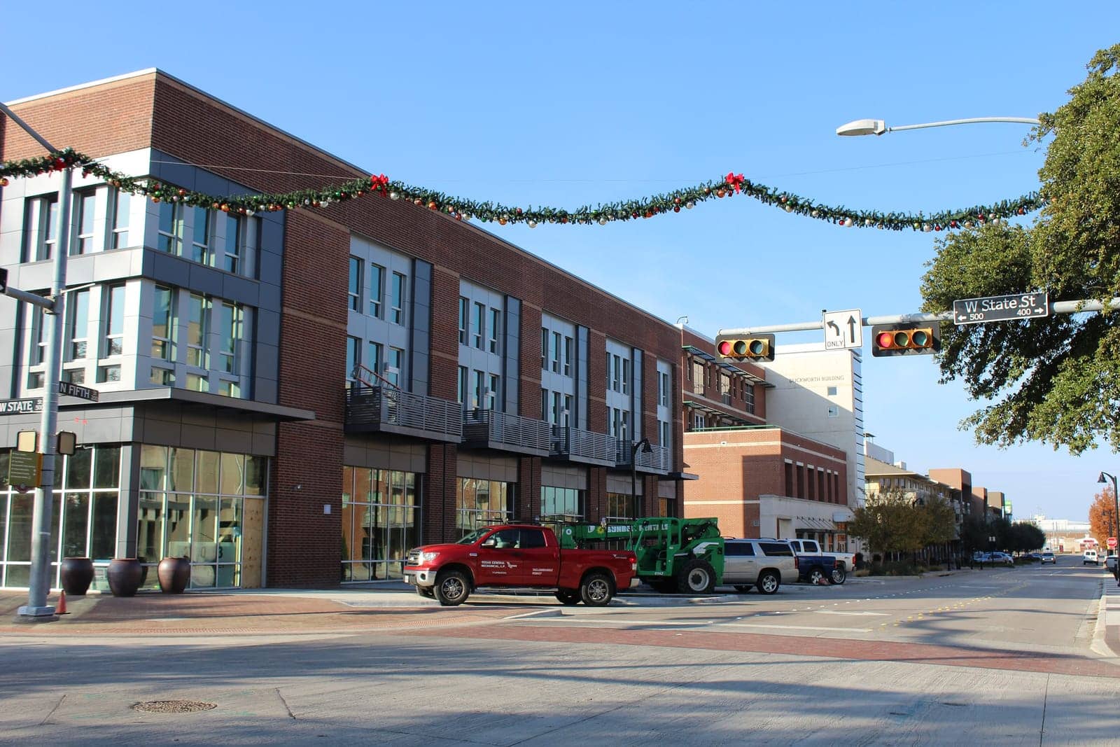 Hotels that allow 18-21 year olds in Garland, Texas