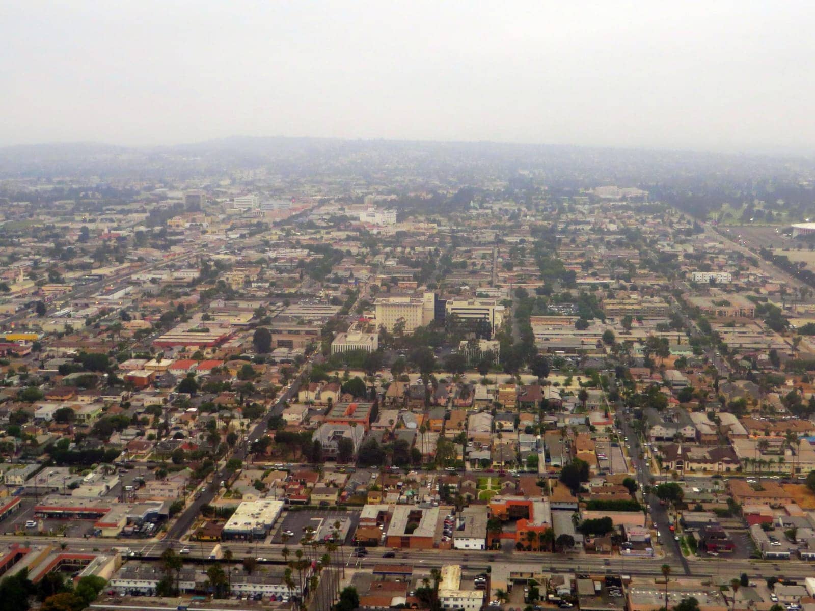 Hotels that allow 18-21 year olds in Inglewood, California