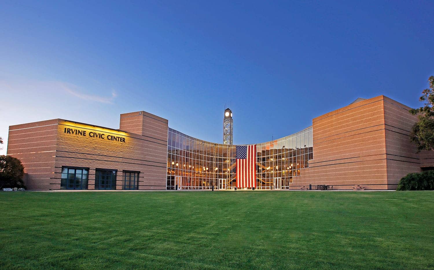 Hotels that allow 18-21 year olds in Irvine, California