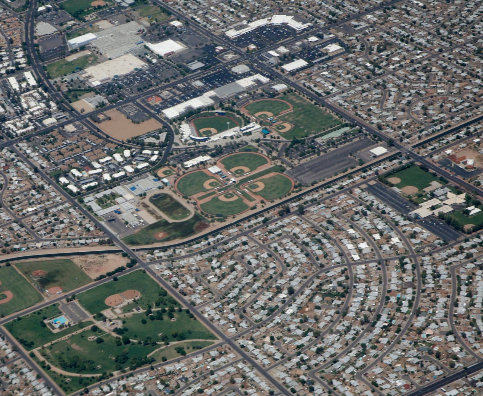 Hotels that allow 18-21 year olds in Maryvale, Arizona