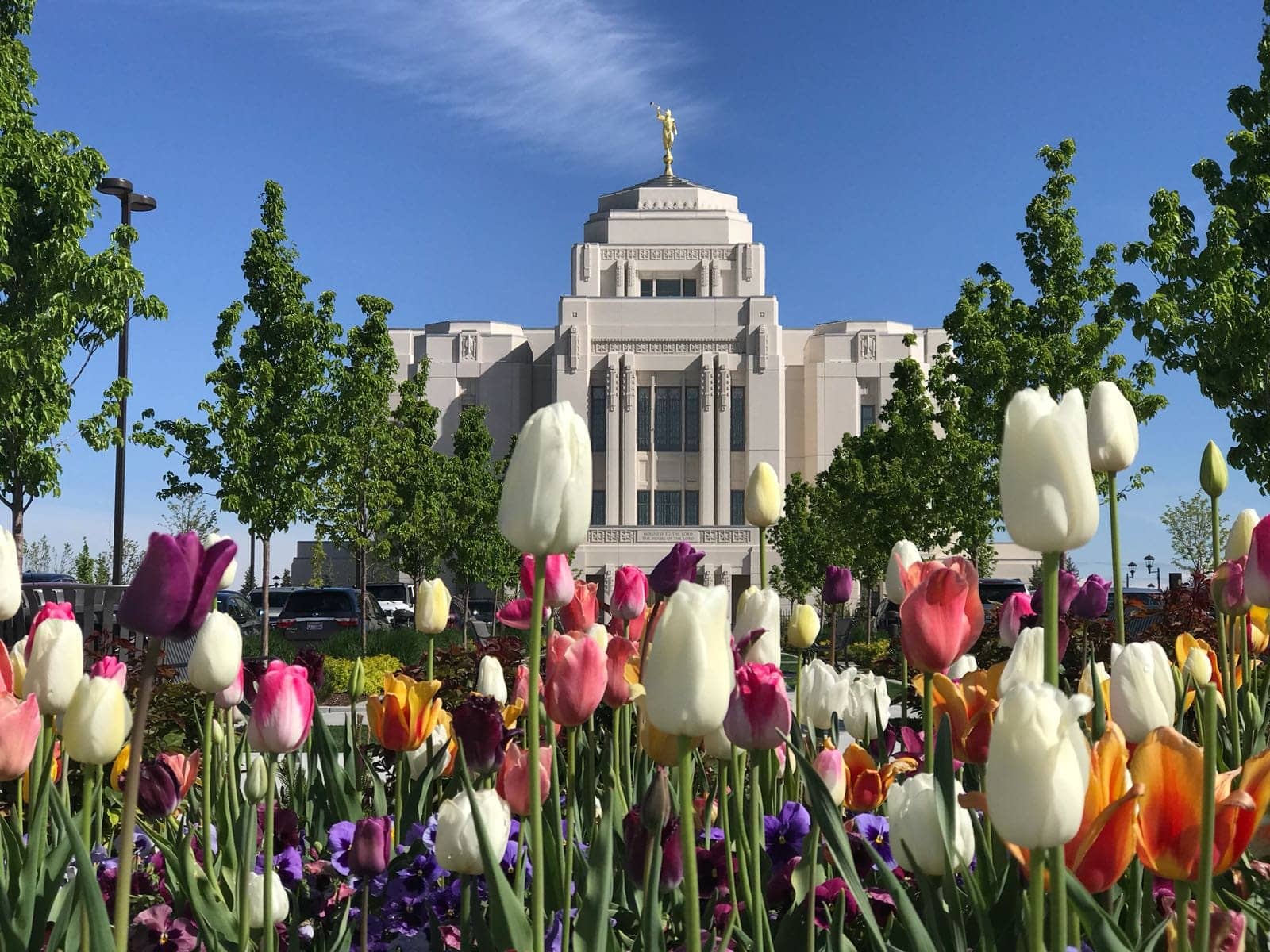 Hotels that allow 18-21 year olds in Meridian, Idaho