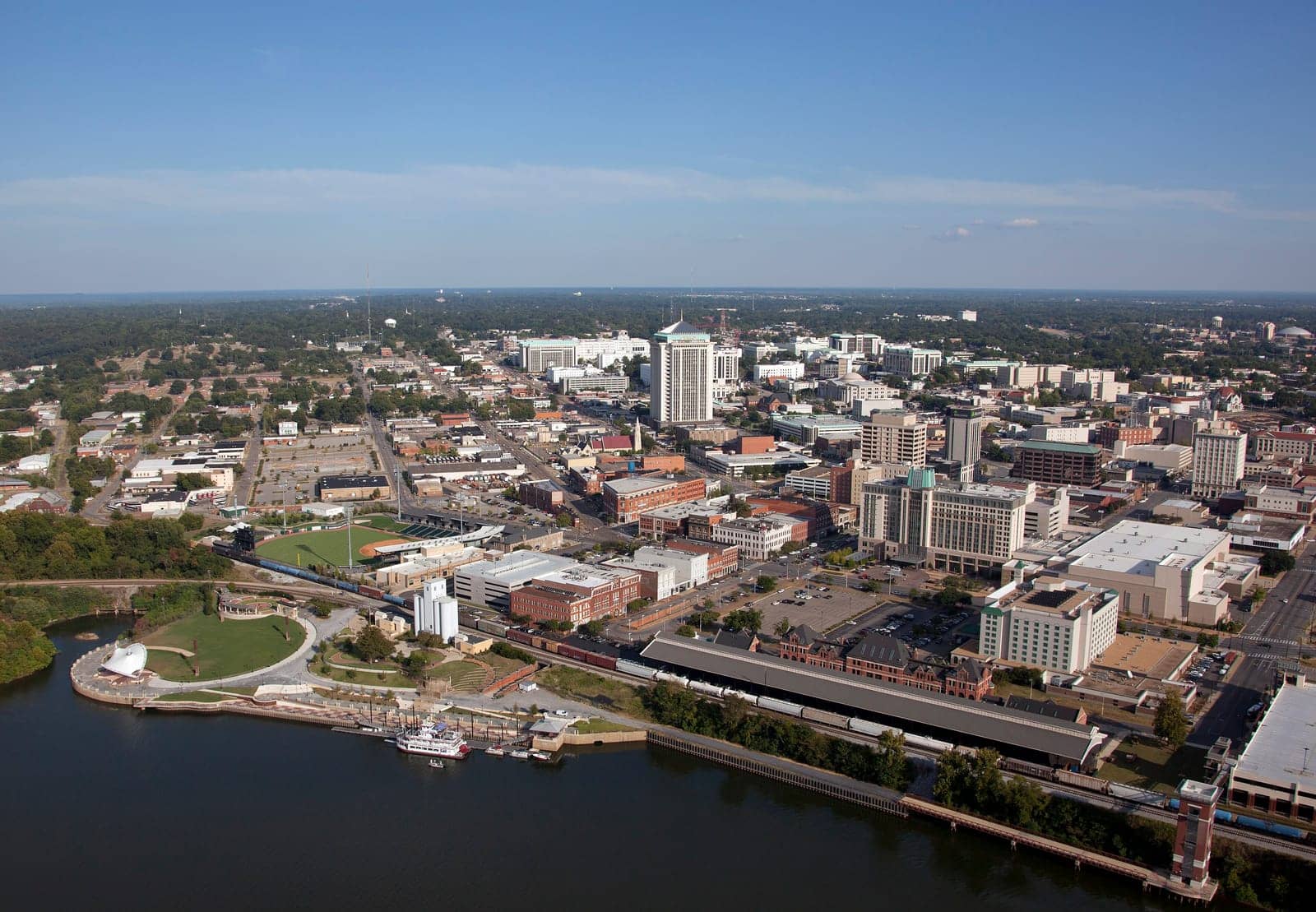 Hotels that allow 18-21 year olds in Montgomery, Alabama