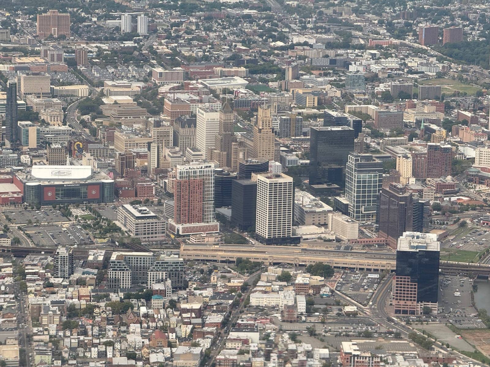 Hotels that allow 18-21 year olds in Newark, New Jersey