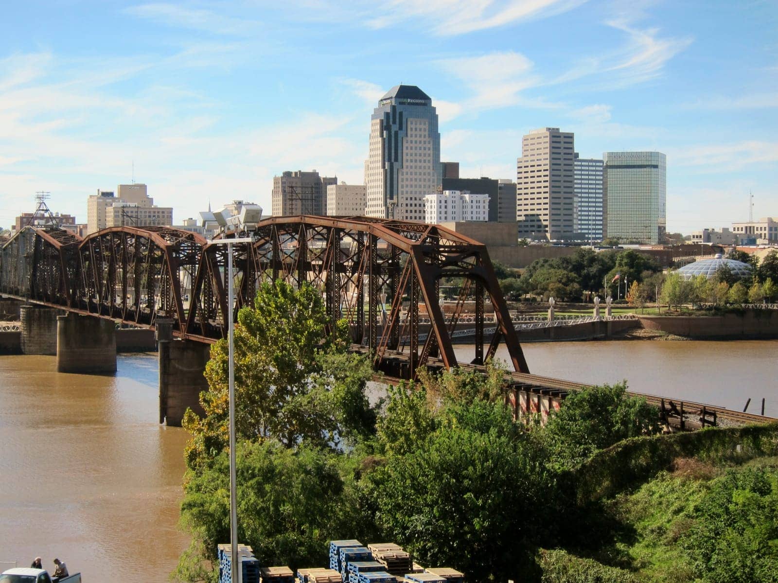 Hotels that allow 18-21 year olds in Shreveport, Louisiana