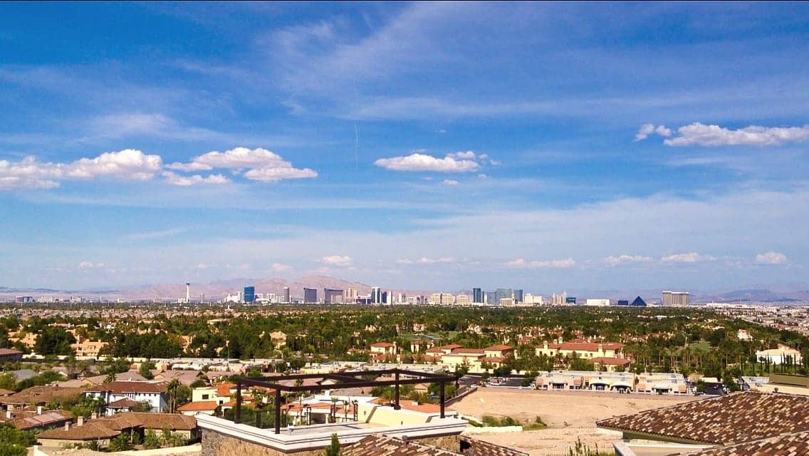 Hotels that allow 18-21 year olds in Spring Valley, Nevada