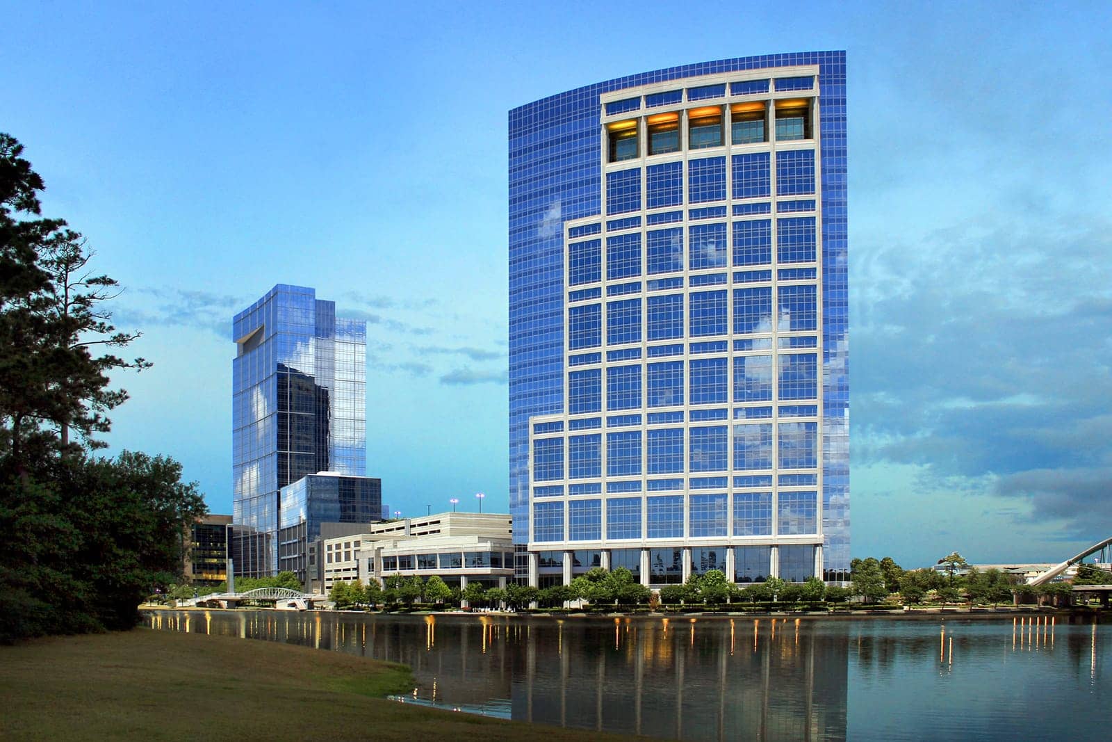 Hotels that allow 18-21 year olds in The Woodlands, Texas