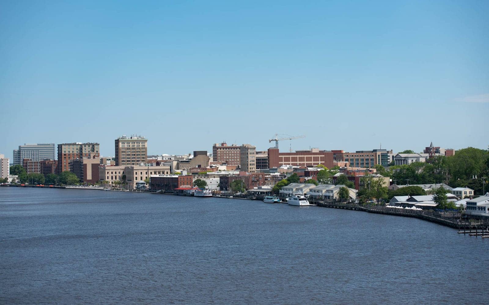 Hotels that allow 18-21 year olds in Wilmington, North Carolina