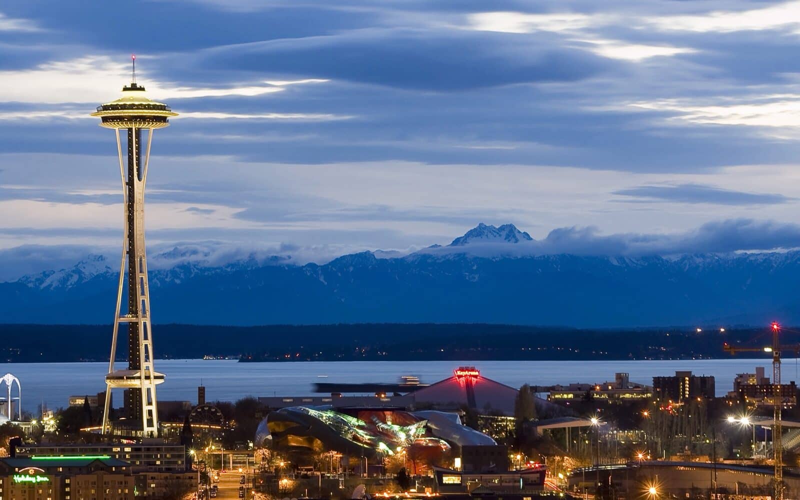 Hotels that allow 18-21 year olds in Washington
