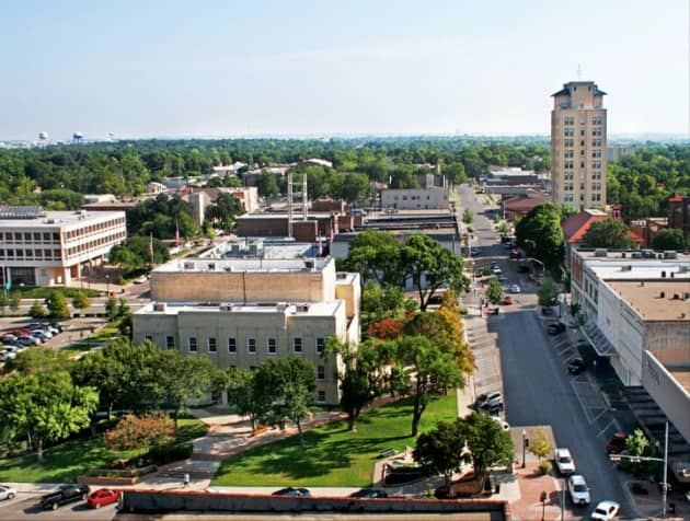 Hotels that allow 18-21 year olds in Temple, Texas