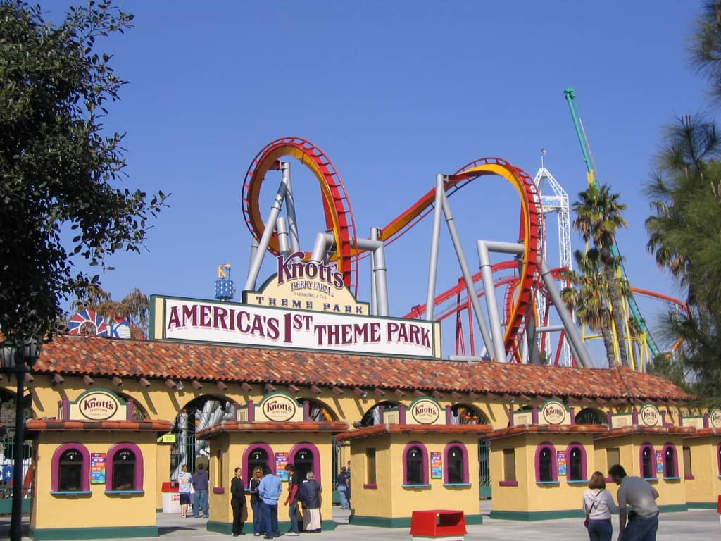 Hotels that allow 18-21 year olds in Buena Park, California
