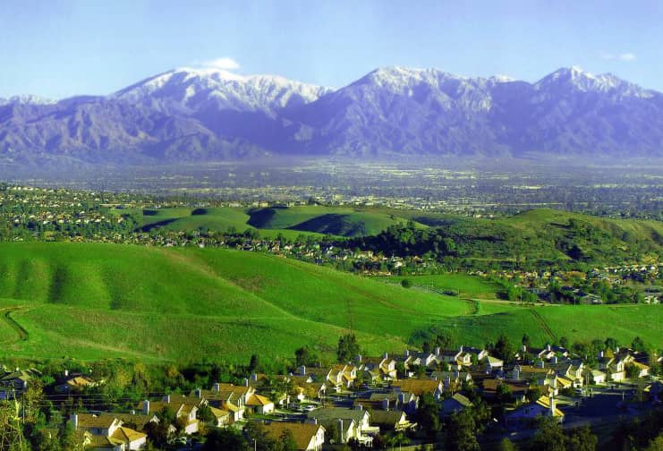 Hotels that allow 18-21 year olds in Chino Hills, California