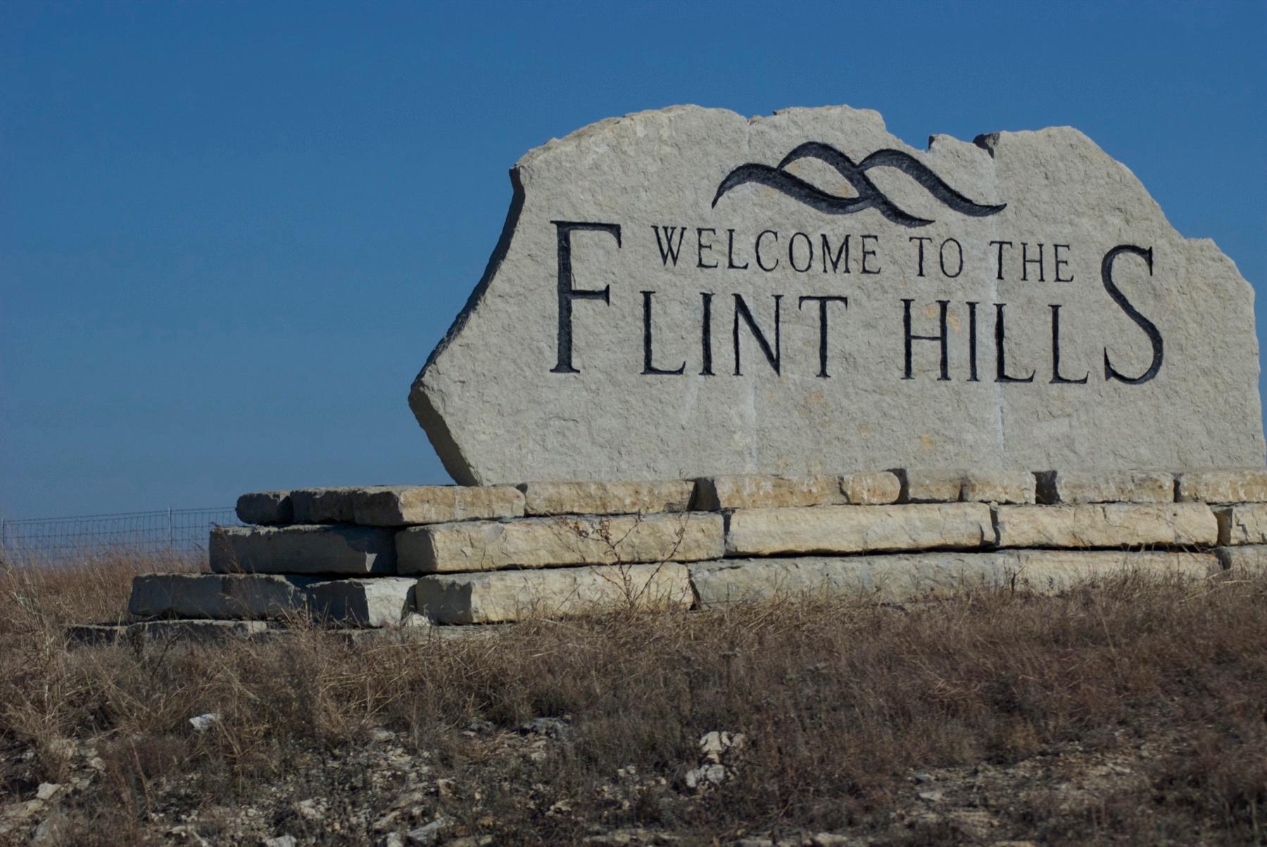 Hotels that allow 18-21 year olds in Kansas