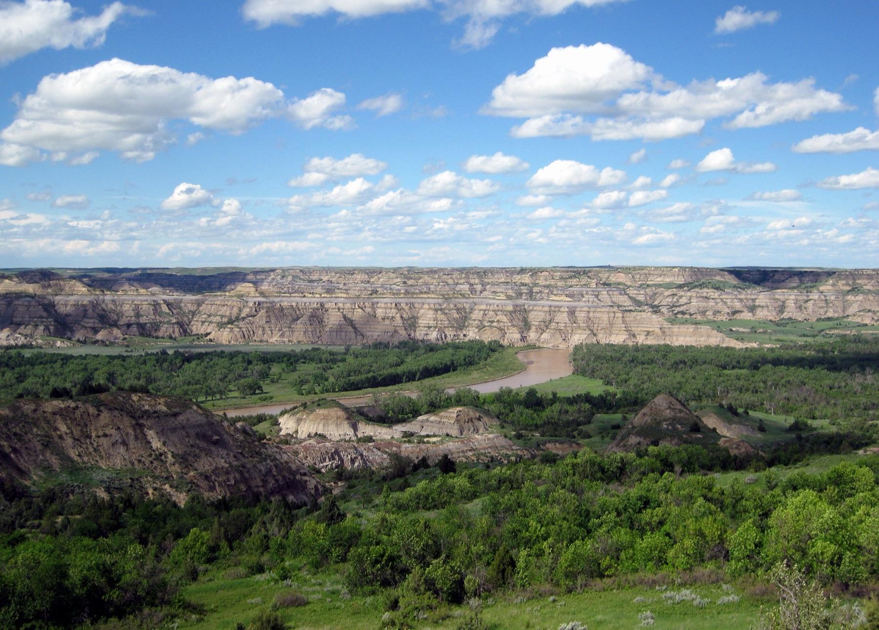 Hotels that allow 18-21 year olds in North Dakota