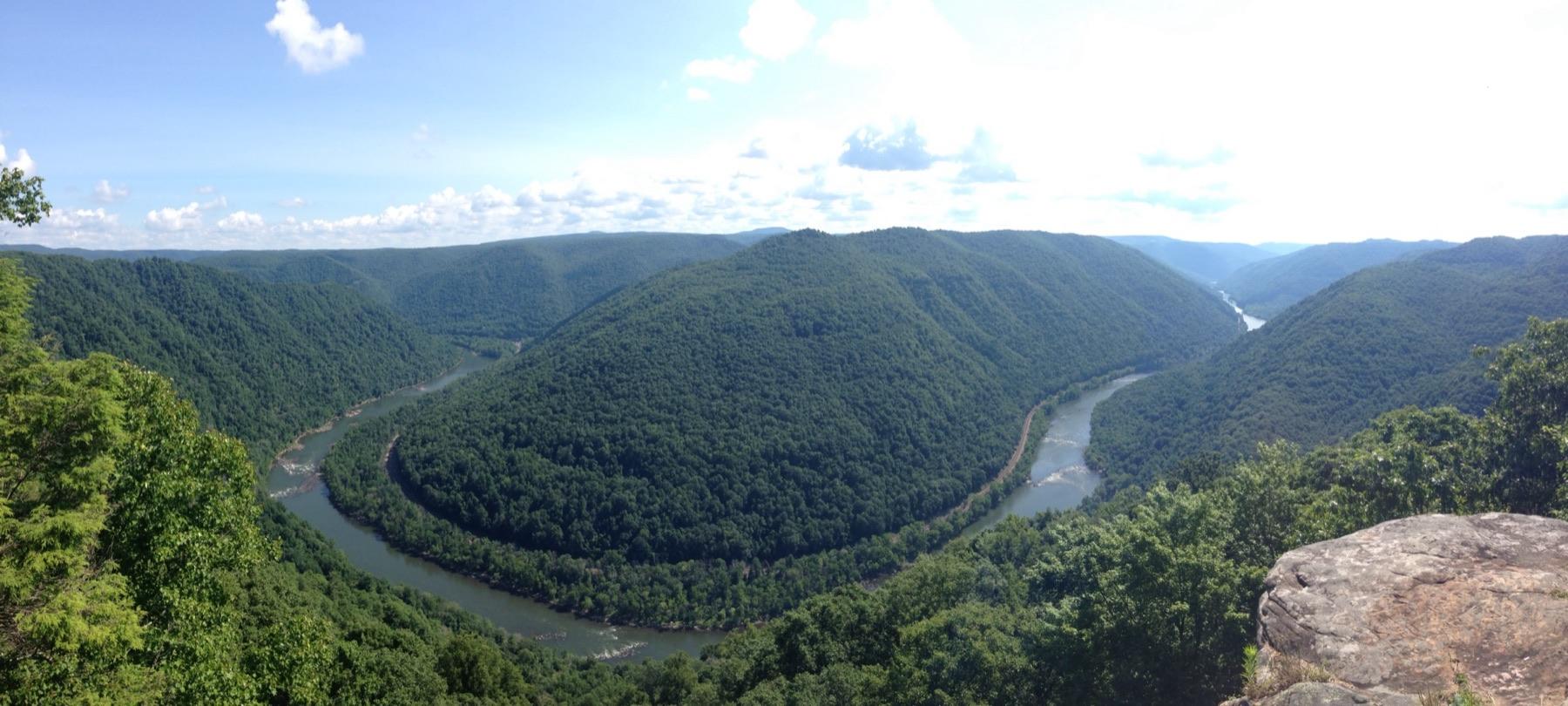 Hotels that allow 18-21 year olds in West Virginia