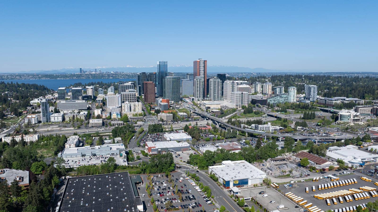 Hotels that allow 18-21 year olds in Bellevue, Washington