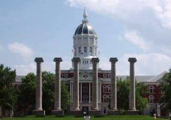 Hotels that allow 18-21 year olds in Columbia, Missouri
