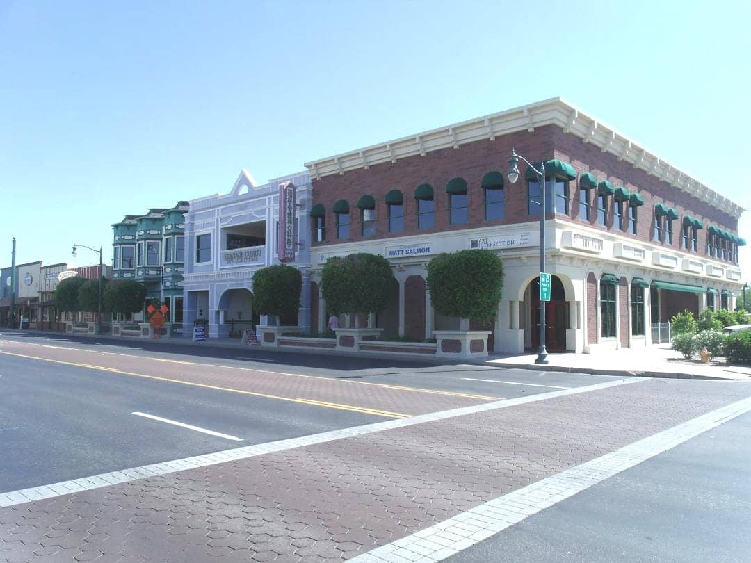 Hotels that allow 18-21 year olds in Gilbert, Arizona