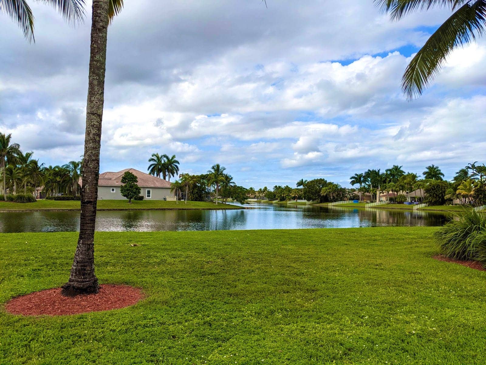 Hotels that allow 18-21 year olds in Pembroke Pines, Florida