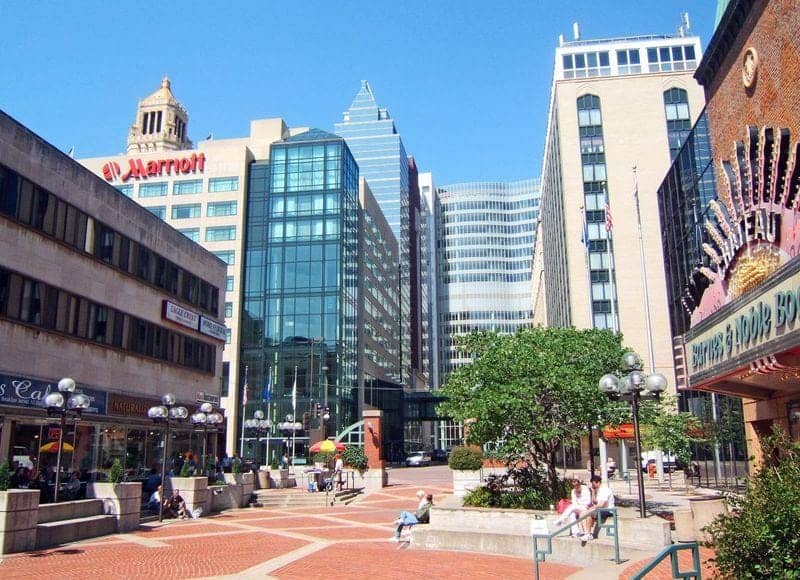 Hotels that allow 18-21 year olds in Rochester, Minnesota