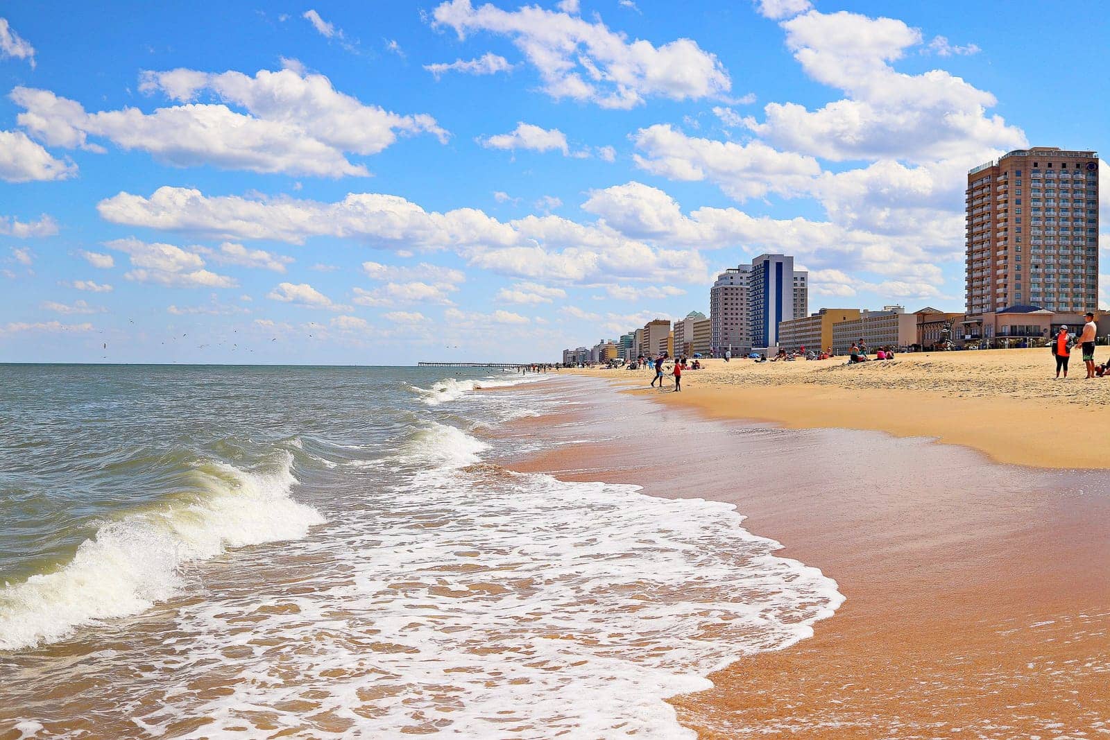 Hotels that allow 18-21 year olds in Virginia Beach, Virginia
