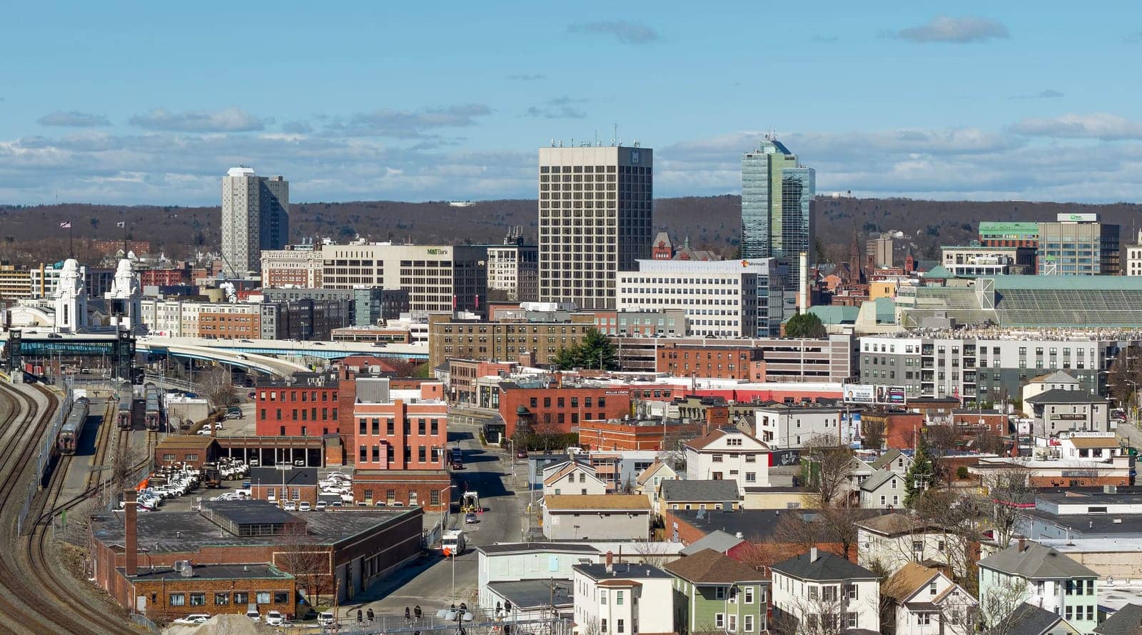 Hotels that allow 18-21 year olds in Worcester, Massachusetts