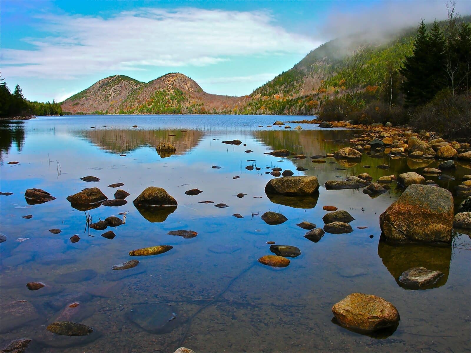 Hotels that allow 18-21 year olds in Maine