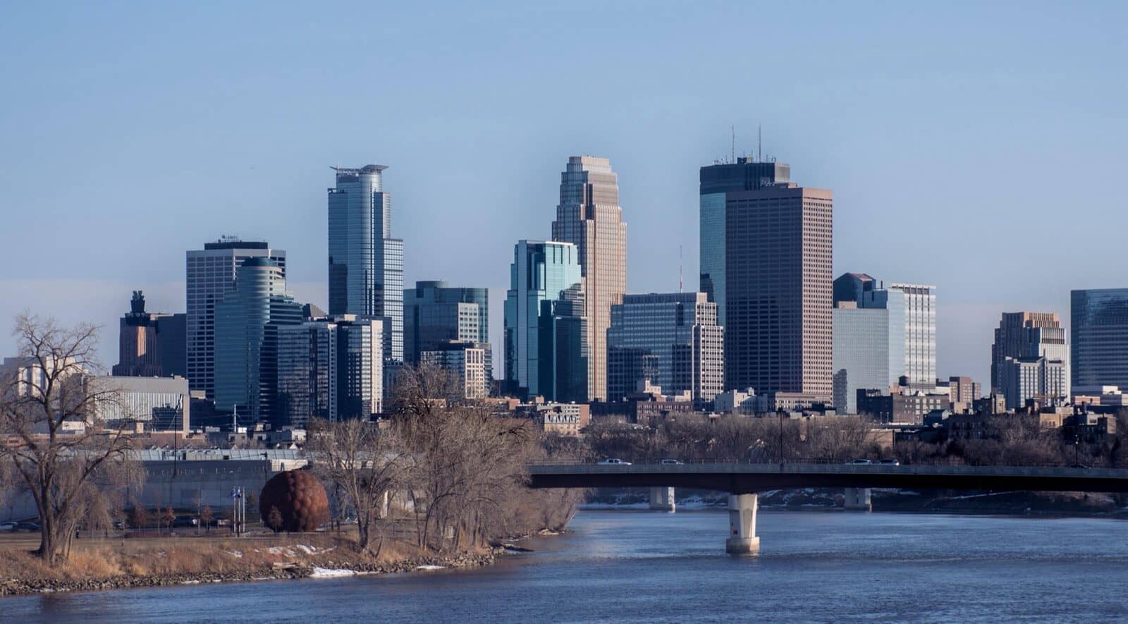 Hotels that allow 18-21 year olds in Minnesota